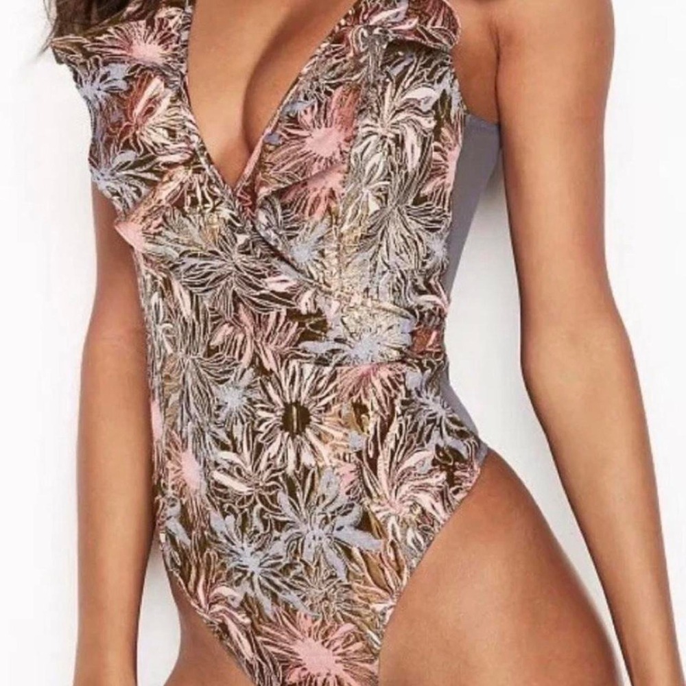 Victorias Secret Dream Angels Metallic Brocade Ruffle Bodysuit Pink Gold L